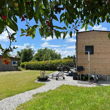 Tinyhouse -Reset Im Vilstal -Zurueck Zum Ursprung Apartment Aldersbach Luaran gambar